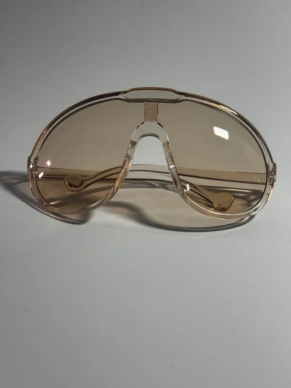 Oversized Frame One-Piece Sunglasses